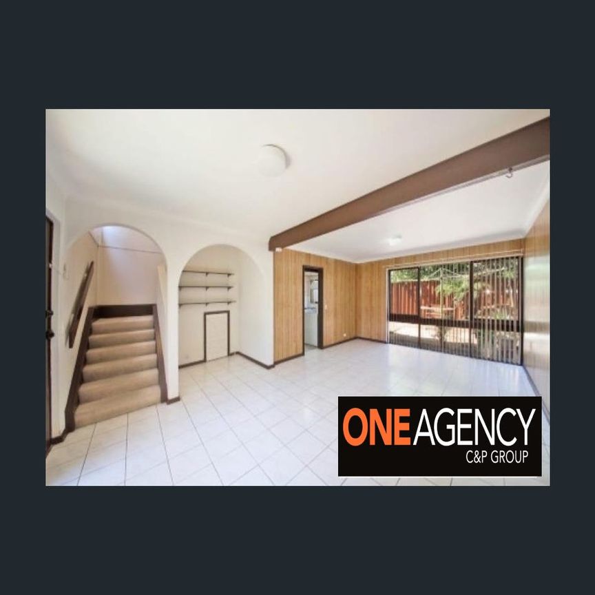 Townhouse Living in the Heart of Macquarie Fields - Photo 2