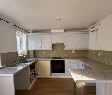 Truro Close, Rugeley, RUGELEY - Photo 5