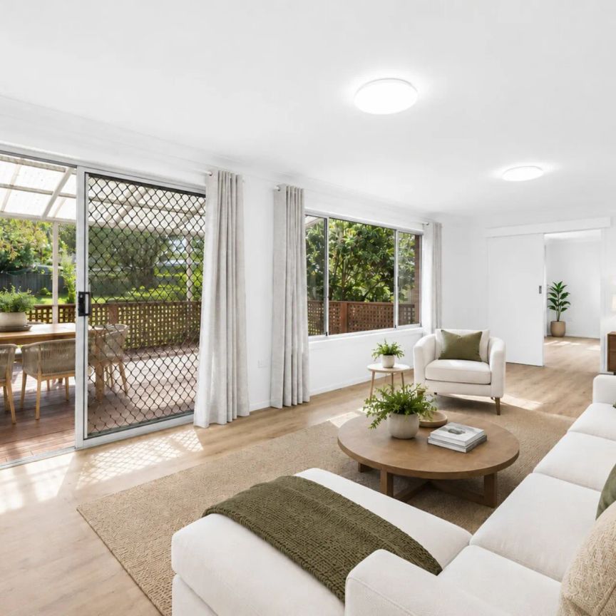 Stylish Newly Renovated Family Home in Prime Pennant Hills Location - Photo 1