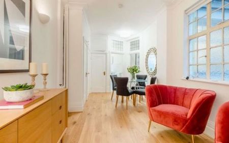 Strathmore Court, London, NW8 - Photo 2