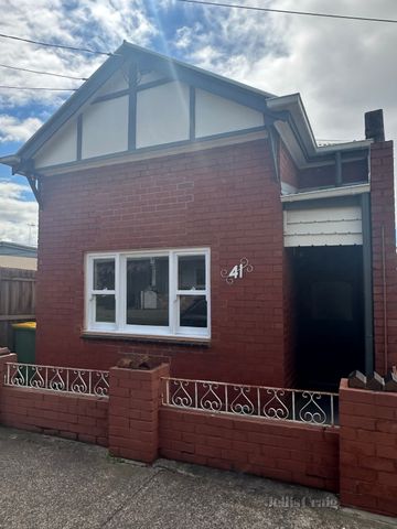 41 Hawthorn Road, Northcote VIC 3070 - House For Rent | Domain - Photo 2