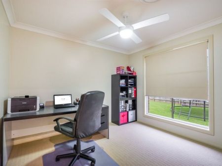 20 Pugh Street, Middle Ridge QLD 4350 - House For Rent - $700 | Domain - Photo 5