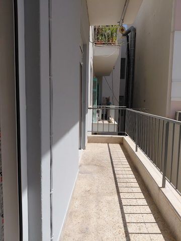 Διαμέρισμα για ενοικίαση Πολυτεχνείο (Εξάρχεια - Νεάπολη) - Photo 4