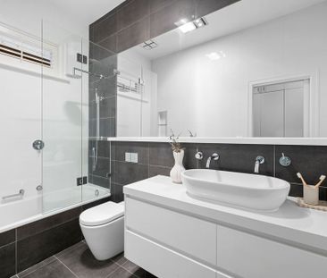 52 Radnor Street, Camberwell VIC 3124 - Apartment For Rent | Domain - Photo 5