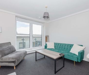 Kingscote Way, Brighton - Photo 3