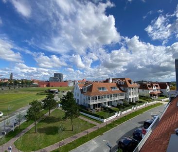 GEMEUBELD - Duplex appartement MET TWEE SLAAPKAMERS gelegen in DUIN... - Photo 2