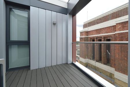 2 bedroom apartment to rent - Photo 2