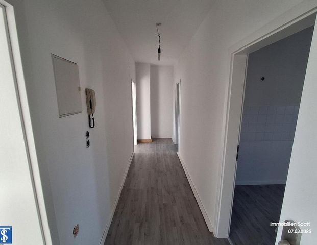 3-Zimmer-Wohnung im Dachgeschoss in Preißelpöhl mit großem Bad - Photo 1