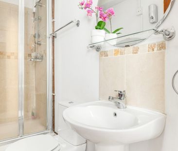 1 Bed Flat, Leinster Gardens, W2 - Photo 4