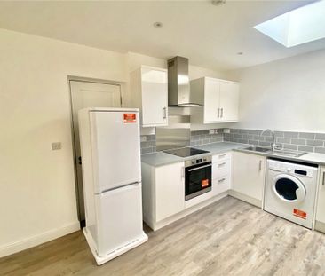 St. Stephens Road, Hounslow, TW3 2BH - Photo 4