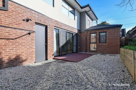 1/13 Kendall Street, RINGWOOD - Photo 5