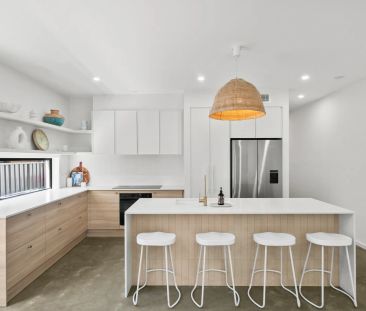 Architecturally Inspired Duplex - Photo 3