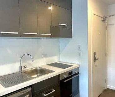 Fully Furnished Studio Apartment Ã¢ÂÂ Manukau City - Photo 2