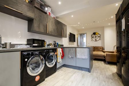 7 bedroom house to rent - Photo 3