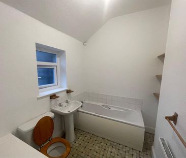 Cross Park Street, Batley - Photo 5