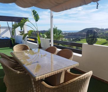 Atico en alquiler en La Cala de Mijas, Mijas - Photo 2