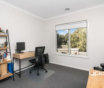 Your Low-Maintenance Lifestyle Awaits - Photo 5