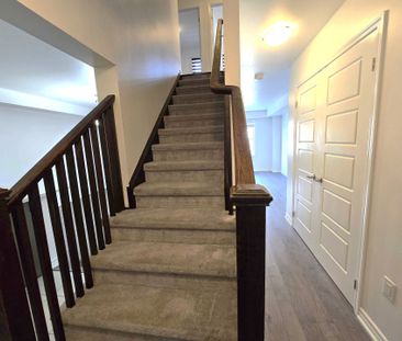 For Lease - 518 Buckeye Court, Milton, Ontario - Photo 4