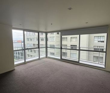 ‘Stones throw from Skytower’ - Photo 5