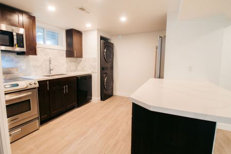 191 Gadsby Ave, Welland - 1 Bedroom Lower Unit - Photo 4