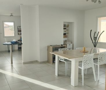 Maison 5 pièces de 127 m² à Mouilleron-le-Captif (85000) - Photo 1