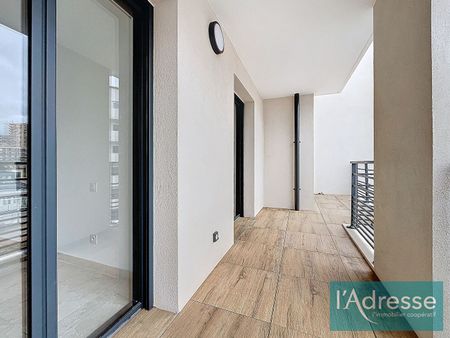 Location appartement 4 pièces, 87.00m², Ajaccio - Photo 3