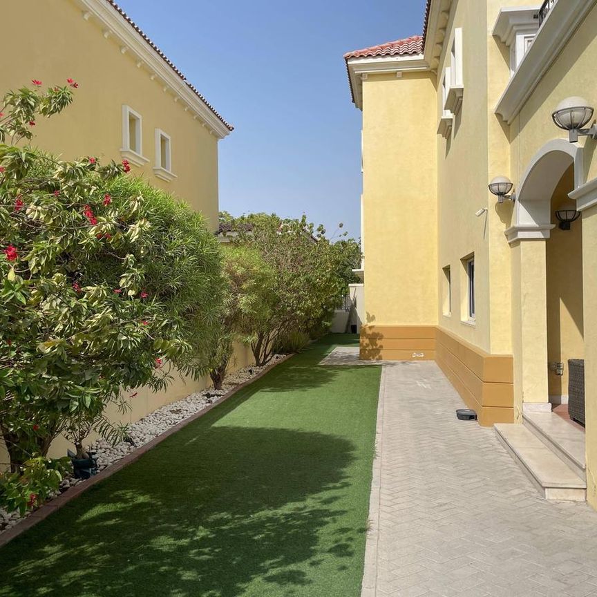 3 Bedroom Large for Rent in Jumeirah Park - Photo 1