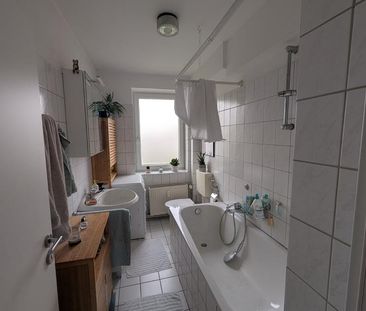 3 ZKB Balkon gepflegtes Haus vordere Wüste - Photo 1