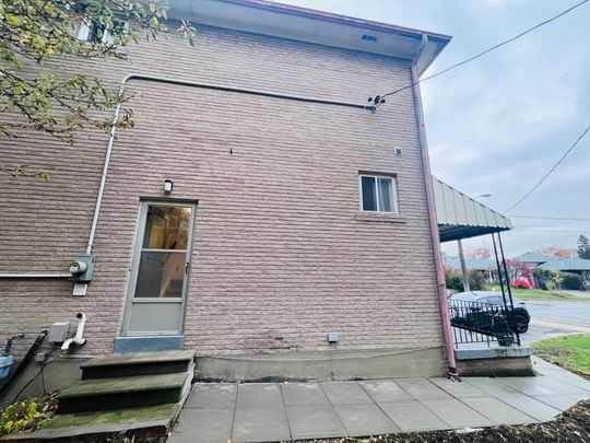 For Lease - 19 Terryellen Crescent, Toronto, Ontario - Photo 1