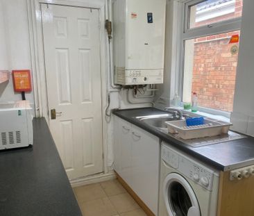 1 bedroom terraced to rent Room 1 Hubert Road, B29 - Photo 6