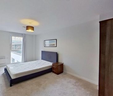 2 bedroom flat to rent - Photo 6