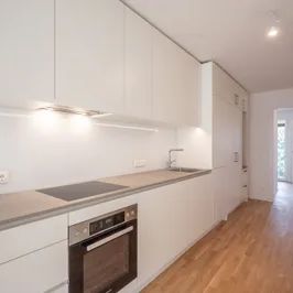 ++NEU++ Provisionsfreier 1-Zimmer-Zweitbezug mit 46 m², 5 m² Balkon und Einbaumöbeln - Photo 3
