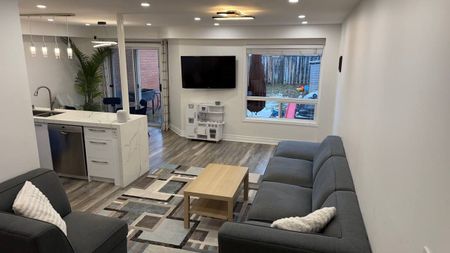 For Lease - 48 Jays Drive, Whitby, Ontario - Photo 2