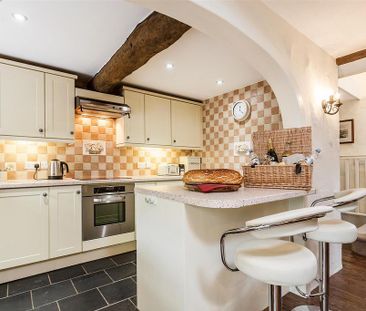 2 bedroom terraced house to rent - Photo 5