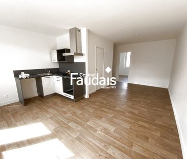 Location Appartement 3 pièces 52m² ST LO 50000 - Photo 2