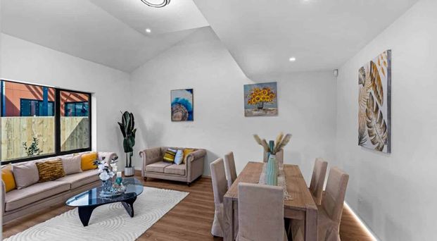 Modern living in Karaka - Photo 1