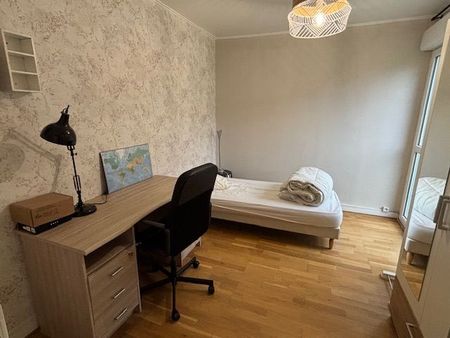 Location Appartement 2 pièces Meublé 58m² MONT ST AIGNAN 76130 - Photo 3