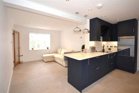 4 bedroom house to rent - Photo 3