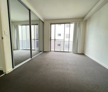 For Rent: Spacious 3-Bedroom Apartment in Prime Carlingford Location - Photo 5