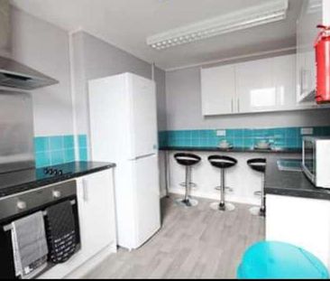 Borough Road, Burton Upon Trent, DE14 - Photo 2