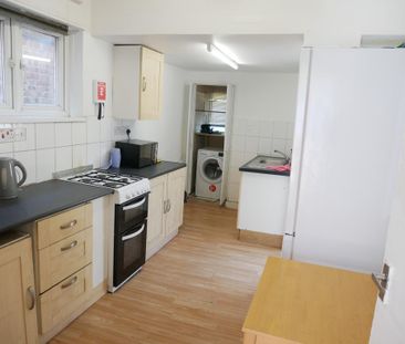 1 bedroom house of multiple occupation to rent - Photo 3