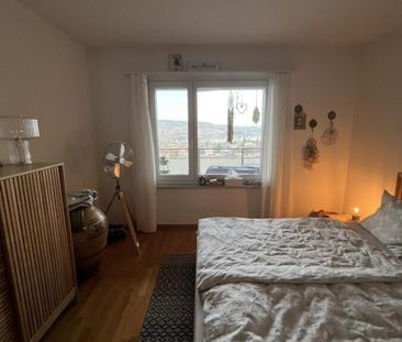 Helle und grosszügige Wohnung mit Blick auf den Zürichsee - Foto 6