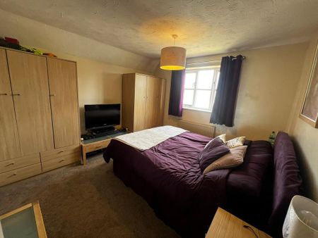 4 bedroom house to rent - Photo 2