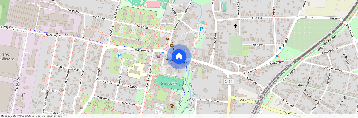 náměstí 5. května, Čelákovice