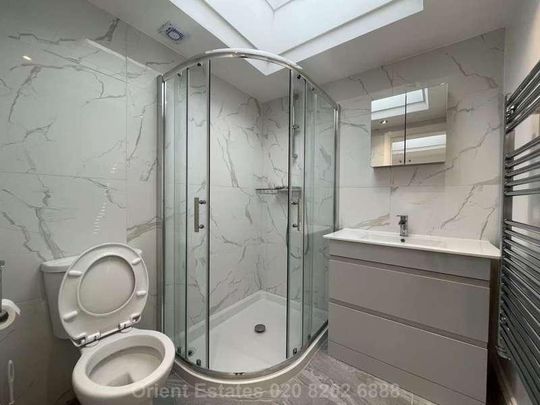 Southbourne Avenue, London, NW9 - Photo 1