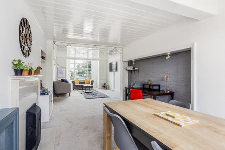 3 bedroom semi-detached house to rent - Photo 2