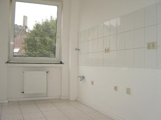 Renovierte 2-Zimmer-Wohnung in der Lange Str. 79 zu vermieten! - Photo 1