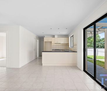 MOVE IN READY! - Photo 1