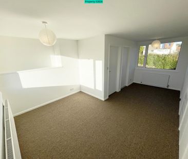 4 bedroom semi-detached house to rent - Photo 1