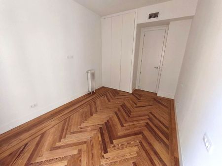 Luxury Flat for rent in Madrid, Spain - Photo 3